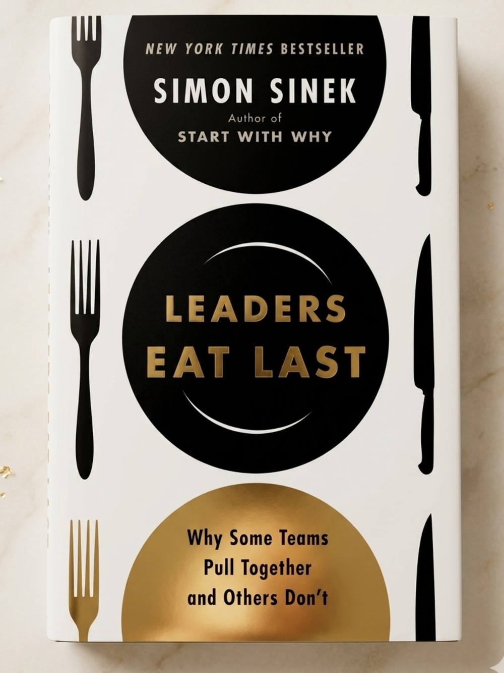 3/$25✨Leaders Eat Last by Simon Sinek- White & Black Hardcover Book